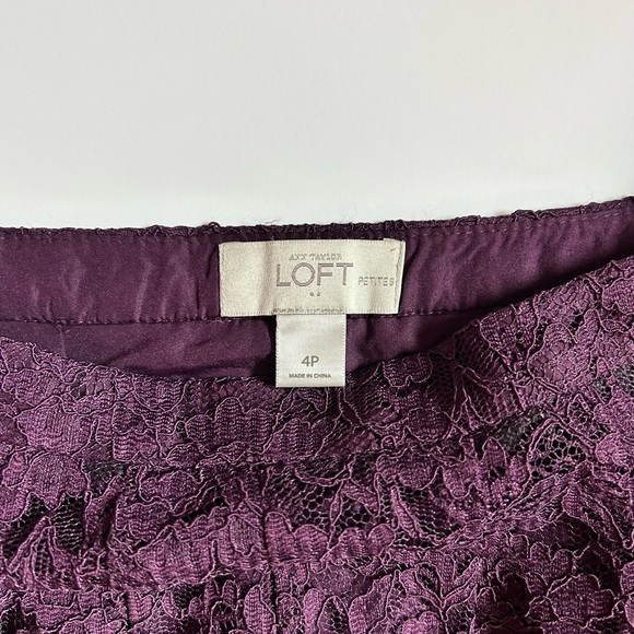 Ann Taylor LOFT skirt purple/maroon with lace size 4 petite - Picture 3 of 7